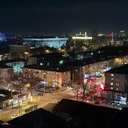 Apartment With City View On Sydykova St. 123 ビシュケク エクステリア 写真