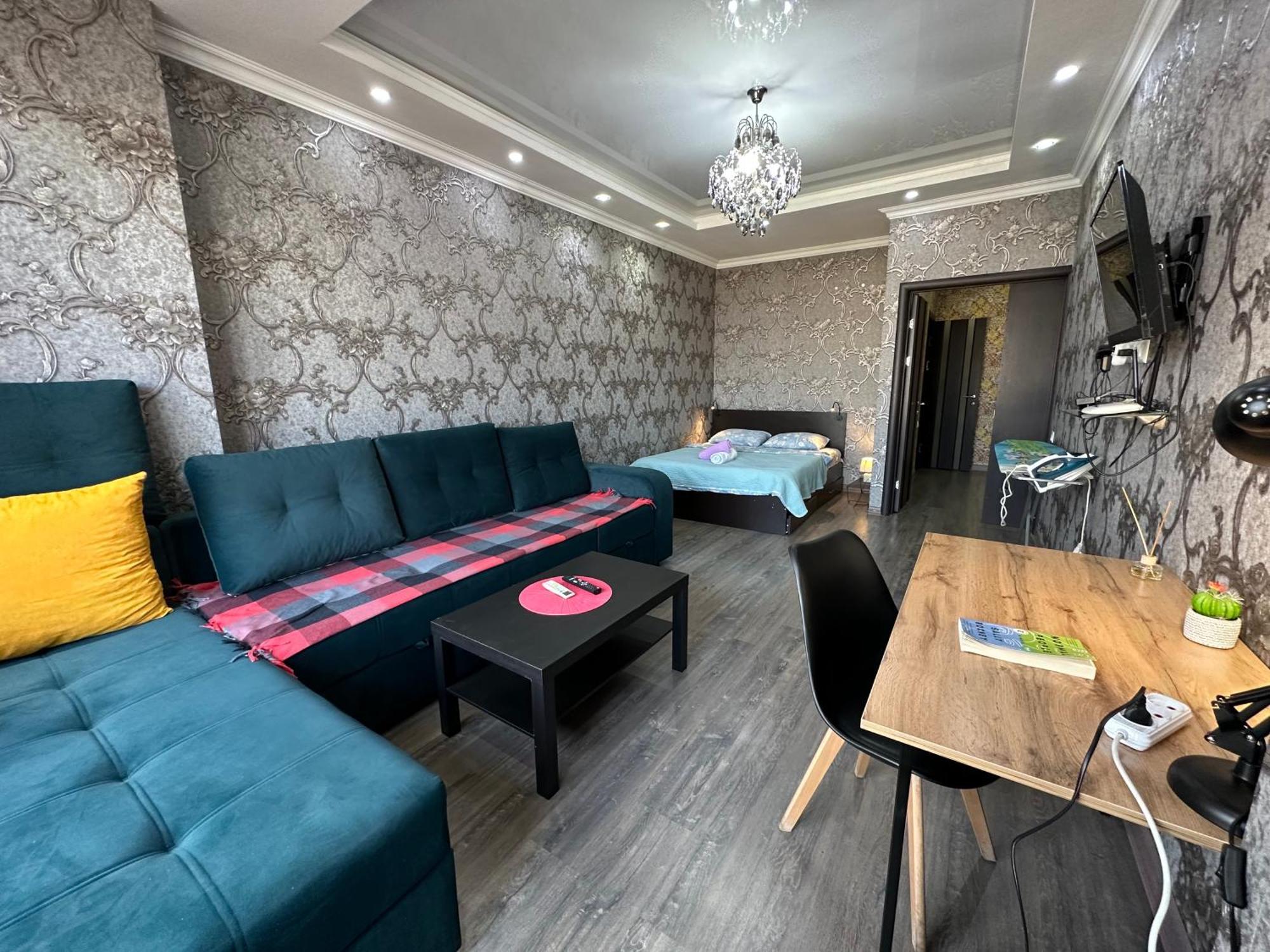 Apartment With City View On Sydykova St. 123 ビシュケク エクステリア 写真
