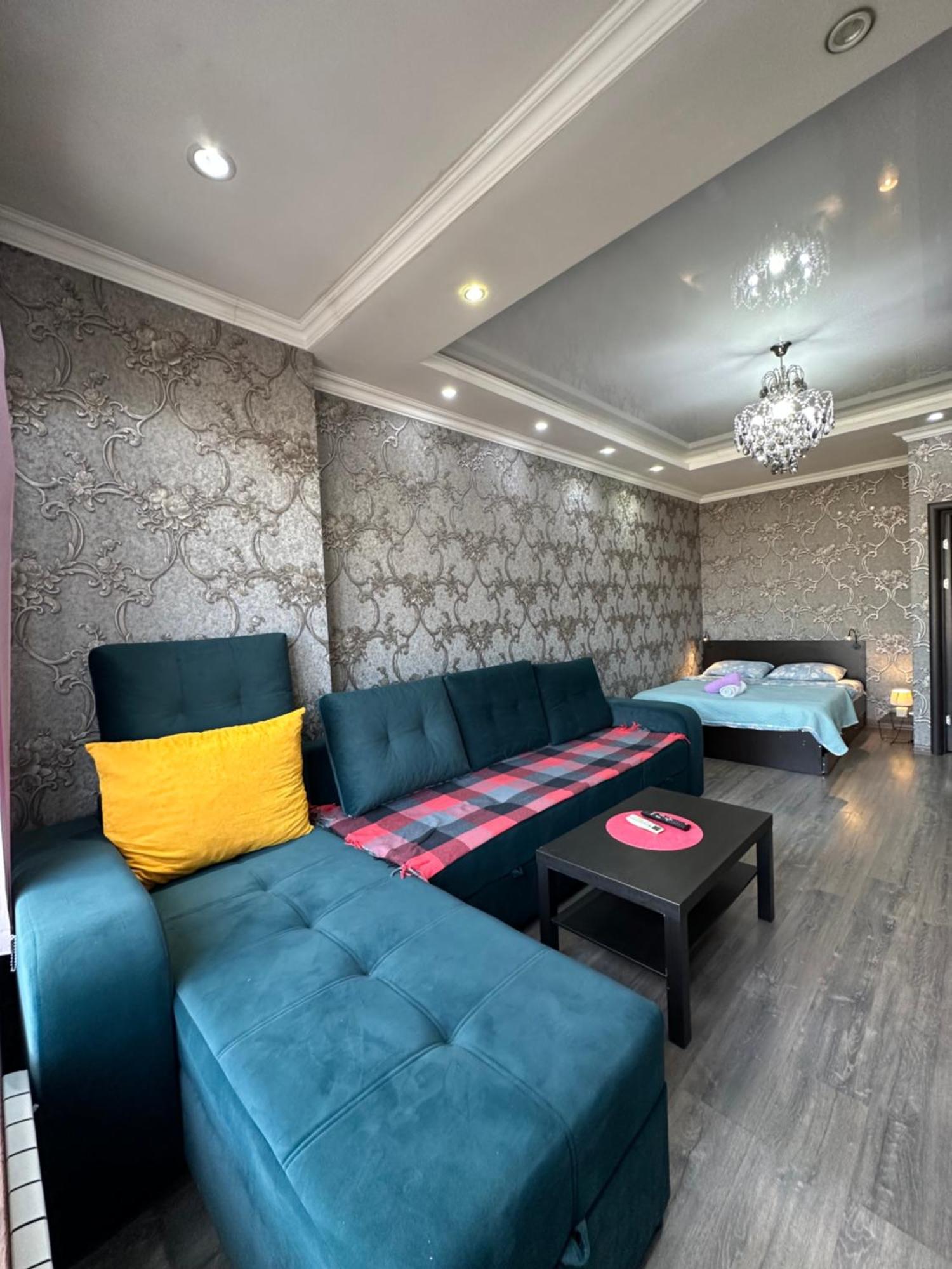 Apartment With City View On Sydykova St. 123 ビシュケク エクステリア 写真